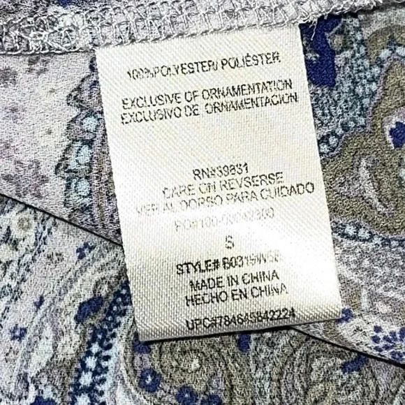 Democracy paisley 3/4 button front blouse with ruffle back in a blue/ purple - Picture 11 of 11